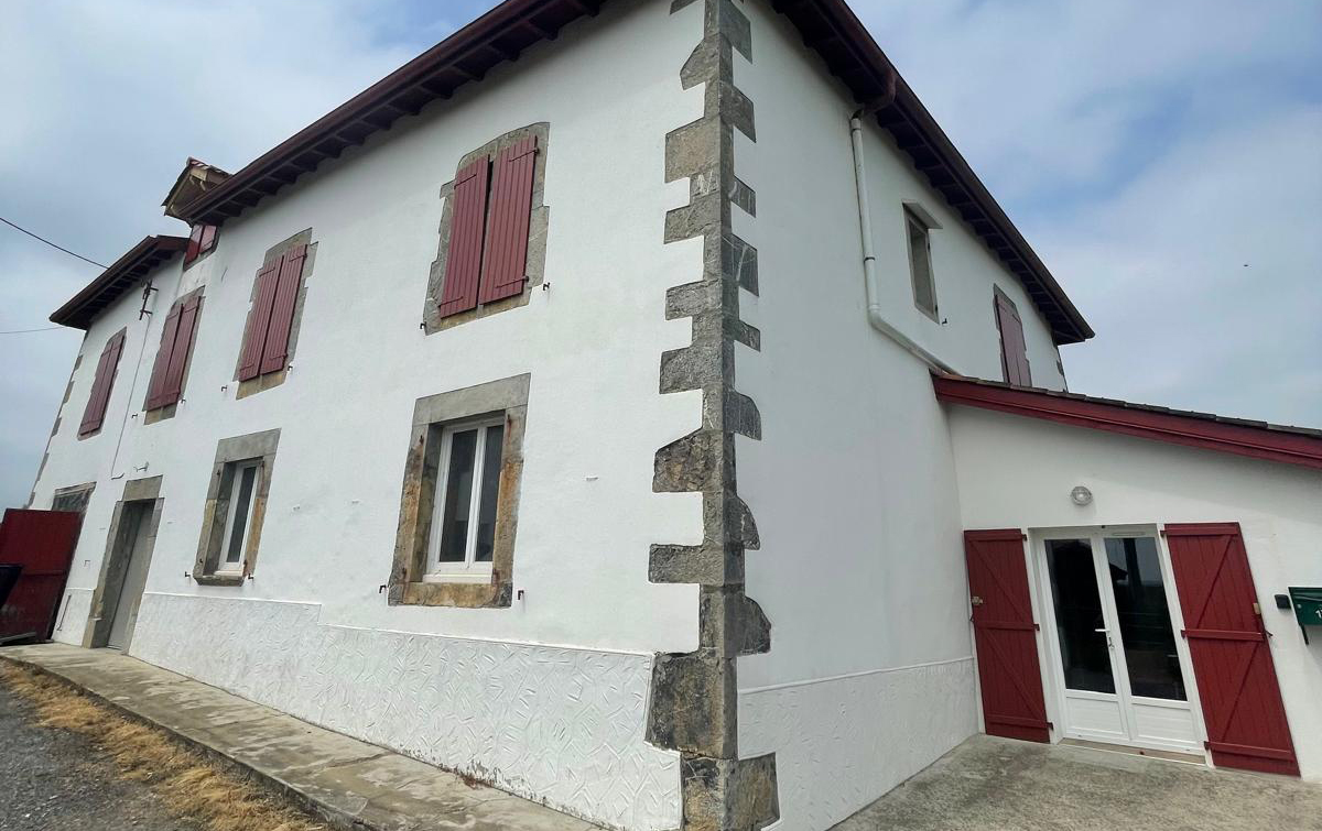 Photo n°1 location Gîte de vacances à AYHERRE (annonce réf. C3006400)