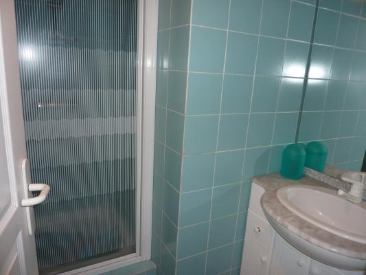Photo n°4 location Appartement de vacances à BESSE ET SAINT ANASTAISE (annonce réf. M0916301)