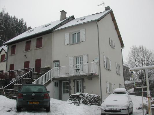 Photo n°6 location Appartement de vacances à BESSE ET SAINT ANASTAISE (annonce réf. M0916301)