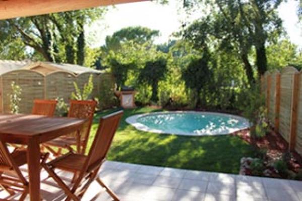 Photo n°1 location Gîte de vacances à COLLIAS (annonce réf. C1433000)